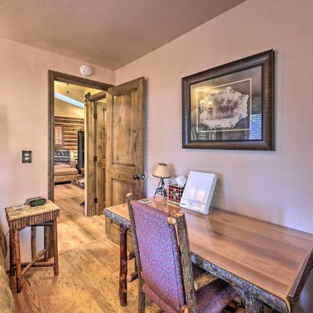 Rustic Lakeside Cabin - Family And Pet Friendly! Pinetop-Lakeside Bagian luar foto