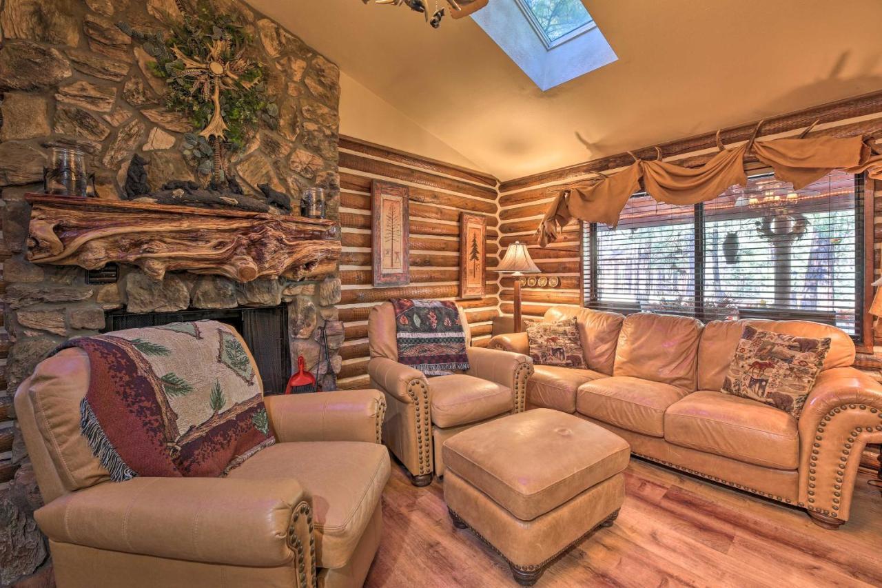 Rustic Lakeside Cabin - Family And Pet Friendly! Pinetop-Lakeside Bagian luar foto