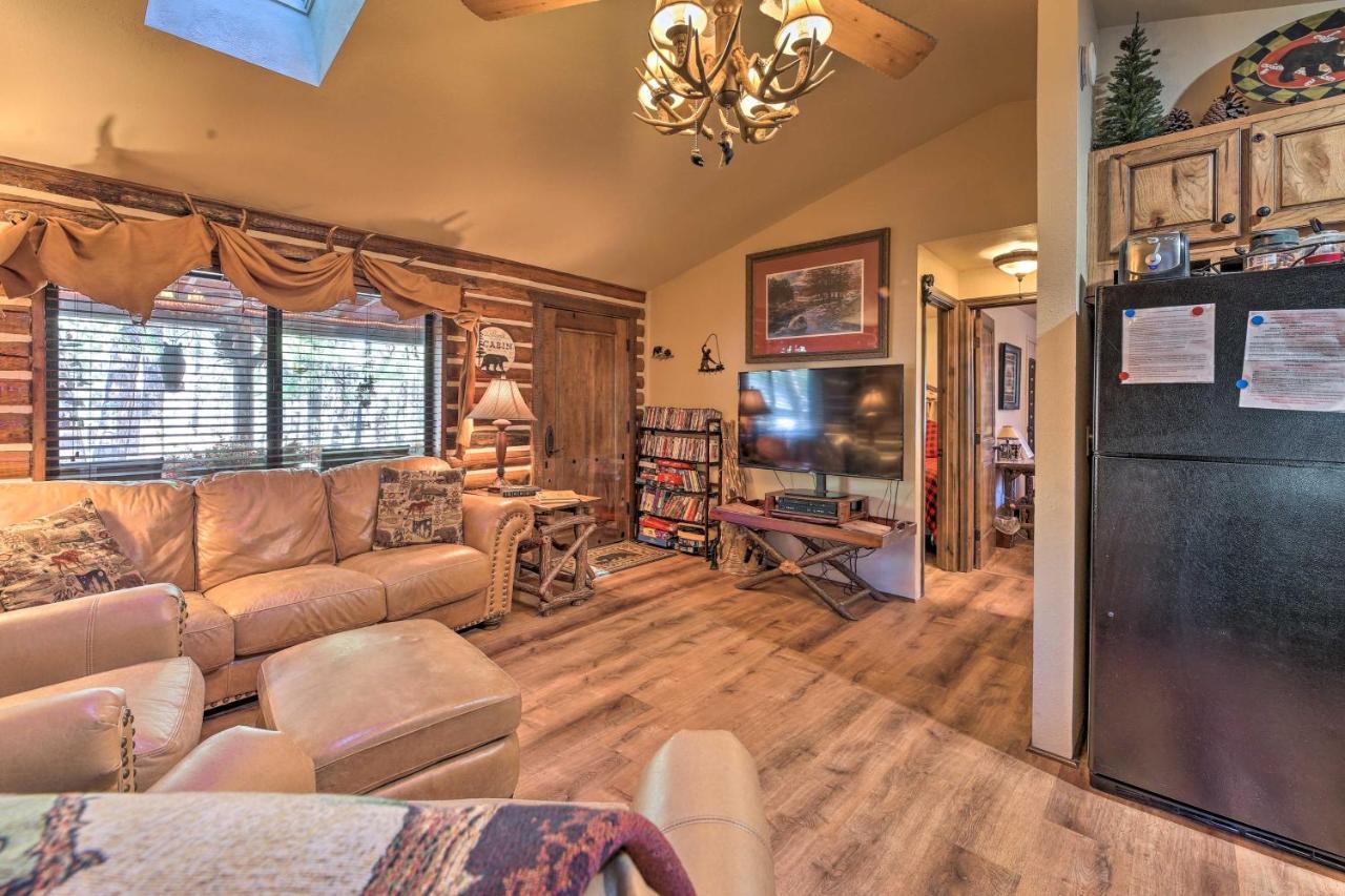 Rustic Lakeside Cabin - Family And Pet Friendly! Pinetop-Lakeside Bagian luar foto