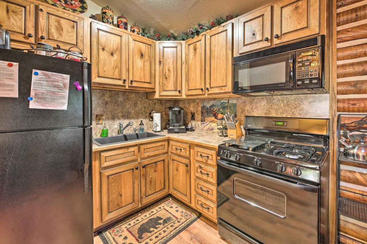 Rustic Lakeside Cabin - Family And Pet Friendly! Pinetop-Lakeside Bagian luar foto