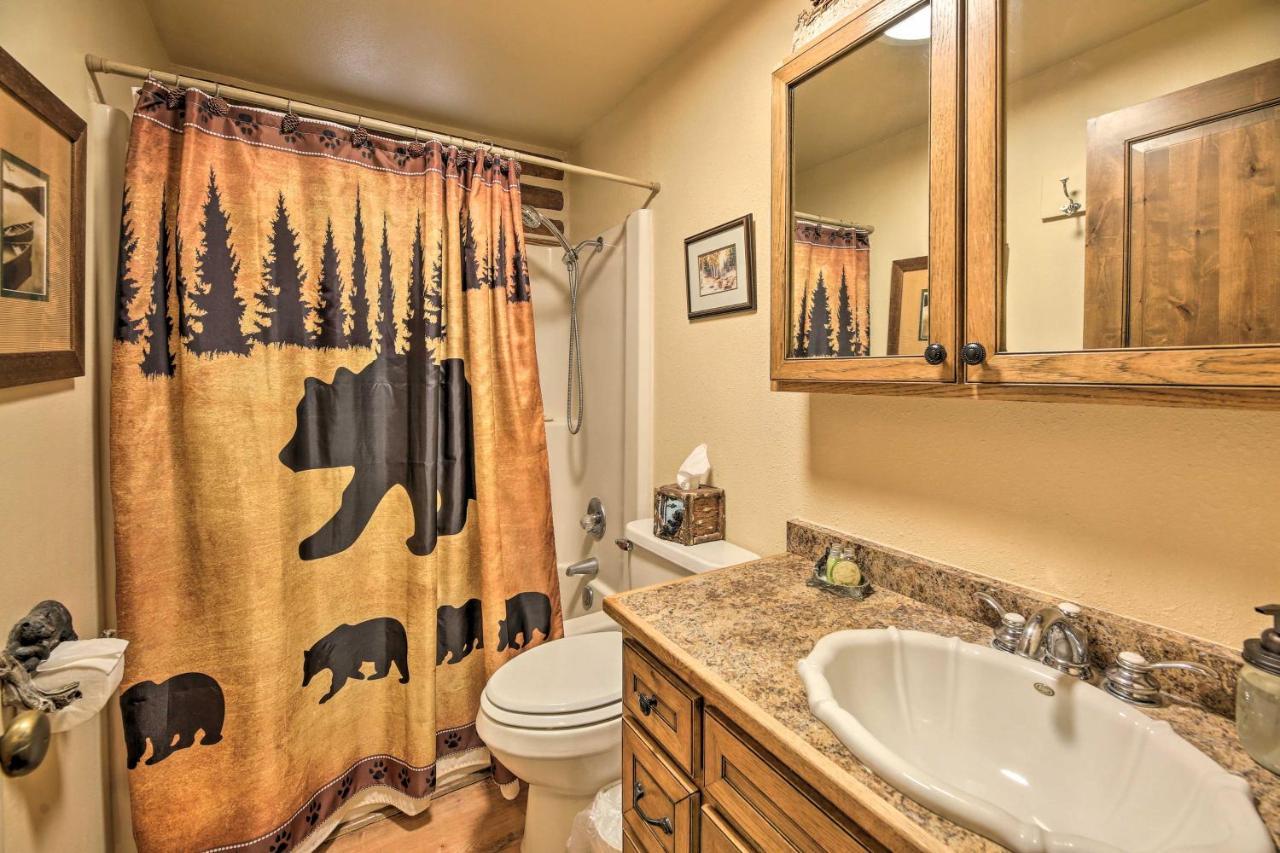 Rustic Lakeside Cabin - Family And Pet Friendly! Pinetop-Lakeside Bagian luar foto