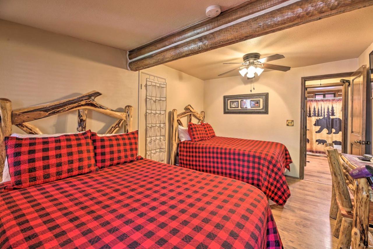 Rustic Lakeside Cabin - Family And Pet Friendly! Pinetop-Lakeside Bagian luar foto