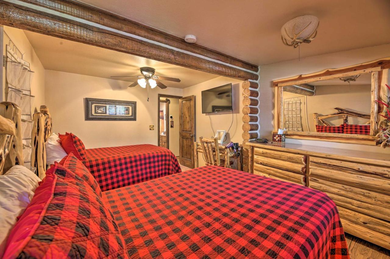 Rustic Lakeside Cabin - Family And Pet Friendly! Pinetop-Lakeside Bagian luar foto